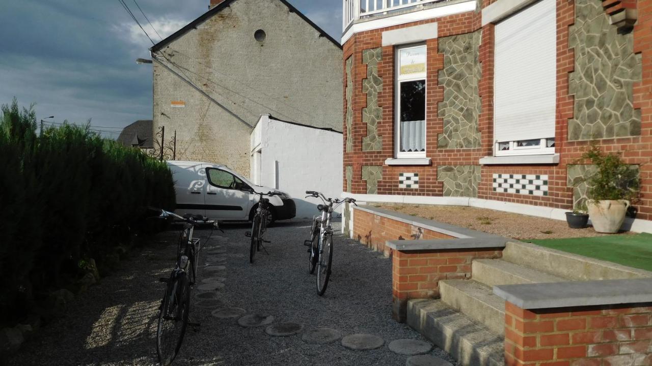 Bed and Breakfast La Cle Des Sens Le Faubourg Esterno foto